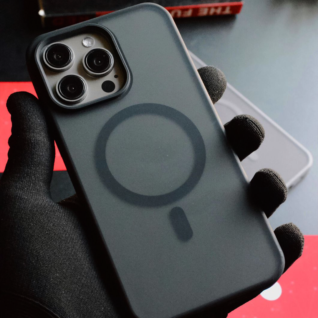 Black Matt Magsafe Anti-shock case