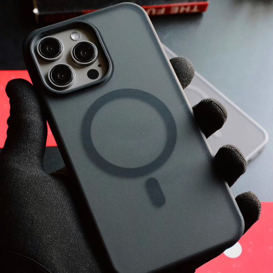 Black Matt Magsafe Anti-shock case