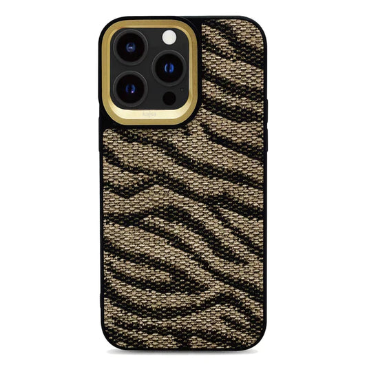 Kajsa Premium Wild Back Case  (iPhone 15 series)