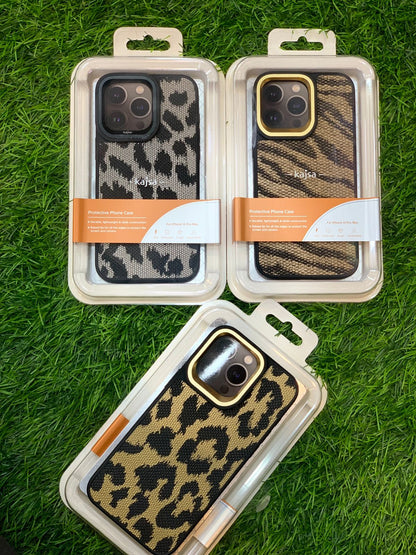 Kajsa Premium Wild Back Case  (iPhone 15 series)