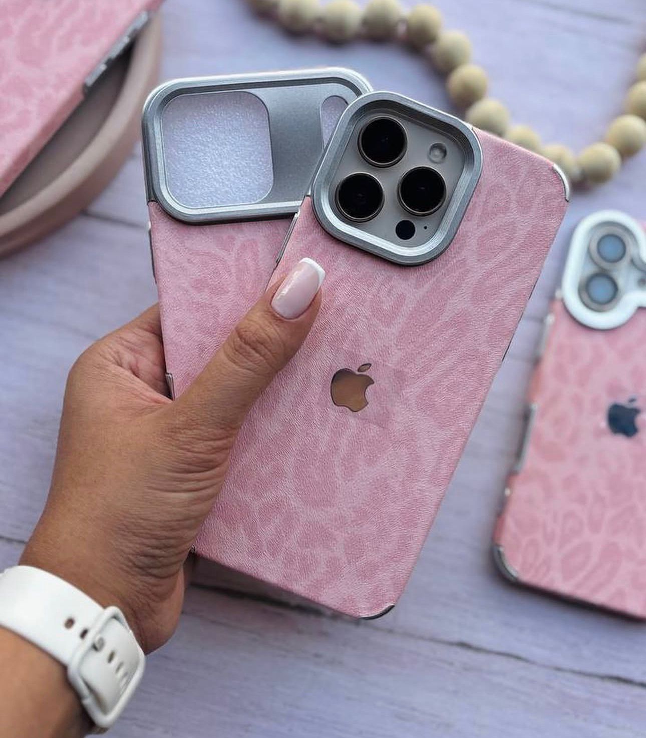 New Leapord Luxe Case With Apple Logo Premium Quality🐆🌸