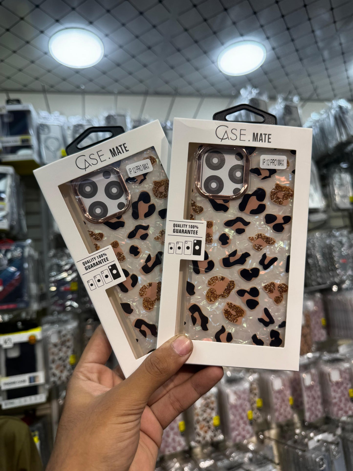 WildPearl Cheetah Case – Luxury Glossy Leopard Heart Back Cover Premium Quality